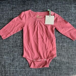 NWT Kate Quinn Puff Sleeve Bodysuit Size 12-18 Months